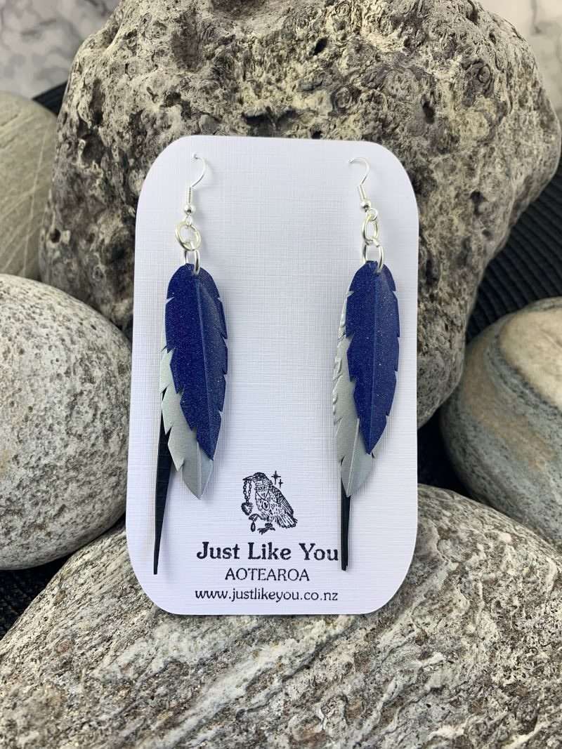 How to Make Earrings out of Bird Feathers - YouTube